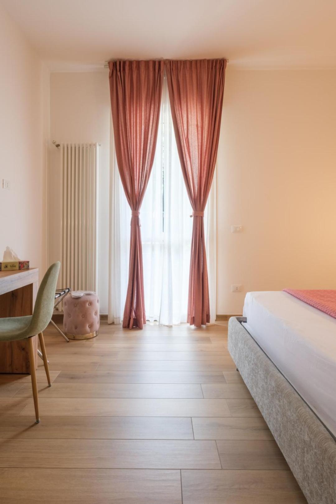 Sant'Orsola Lodge Болоня Екстериор снимка
